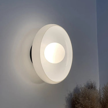 Laurel Wall Lamp