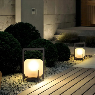 Outdoor Free Standing Lamps
