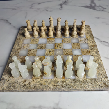 Rocio Chess Set