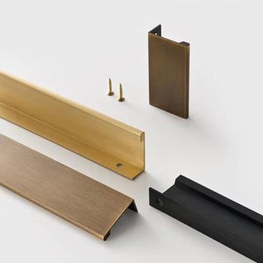Hallvard Cabinet Door Holder