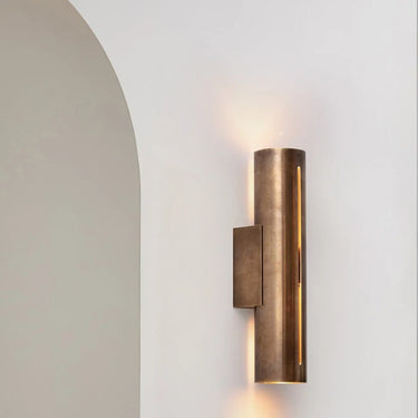 Lury Wall Light