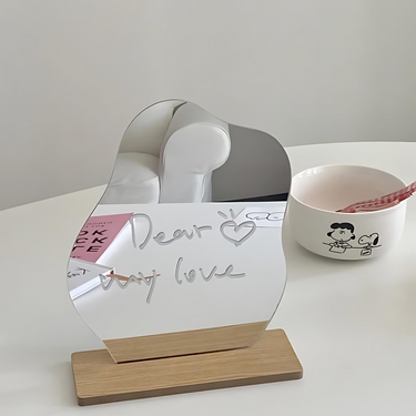 Lucia Desktop Mirror