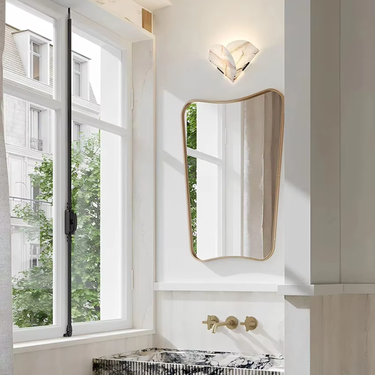 Omar Wall Lamp