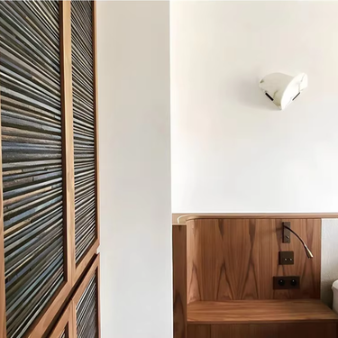 Omar Wall Lamp
