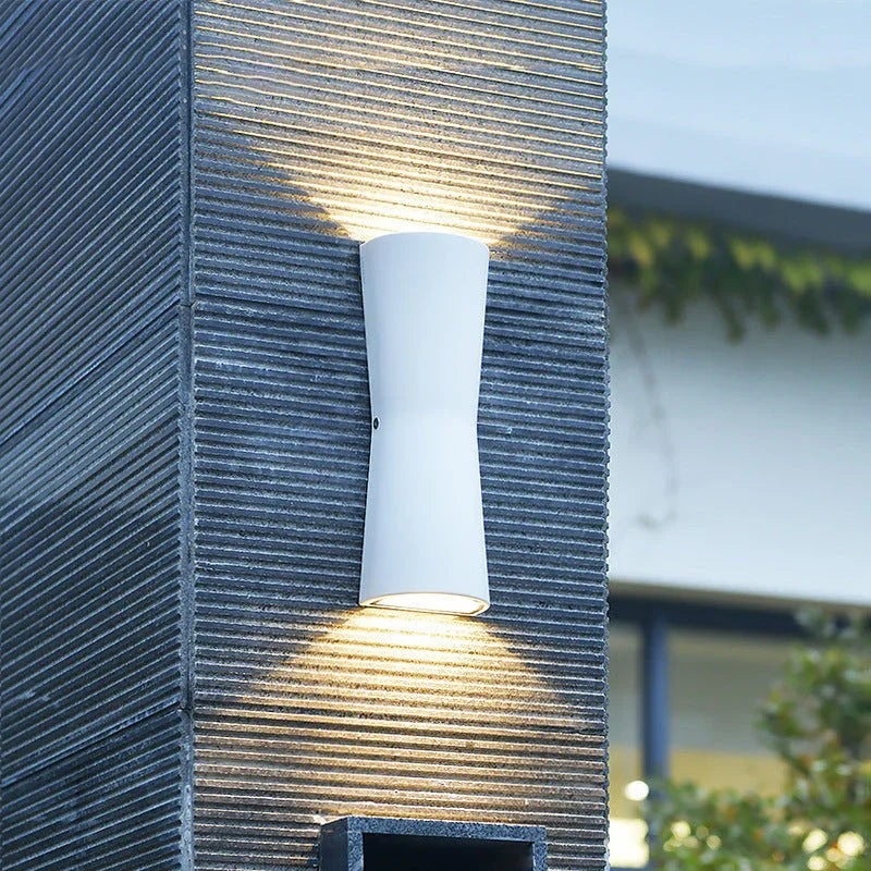 Freja Outdoor LED Wall Light – Elenorra
