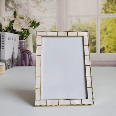 Herminia Photo Frame