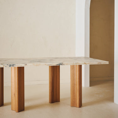 Selene Table