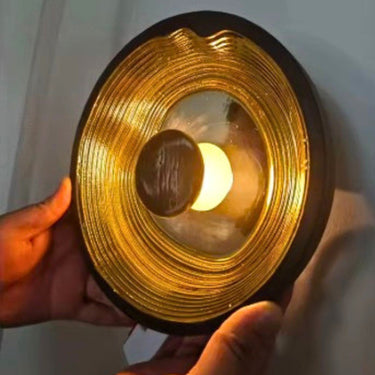 Tyr Wall Lamp