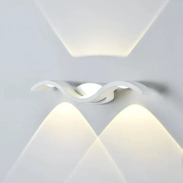 Lucia Outdoor Wall Lamp