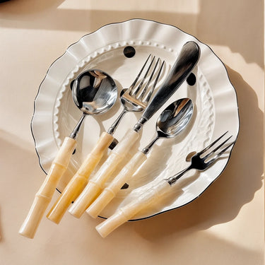 Sethena Cutlery