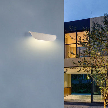 Addison Outdoor Wall Lamp