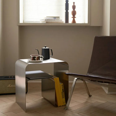 Tracy Bauhaus Side Table