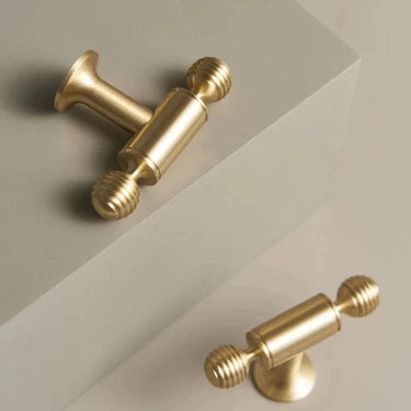 Clare Brass Knobs