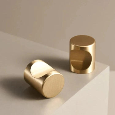 Lars Brushed Brass Knobs