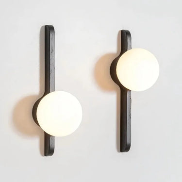 Thais Wood Wall Lamp