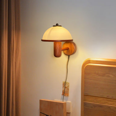 Kumo Retro Wall Light
