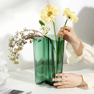 Quenda Flower Vase