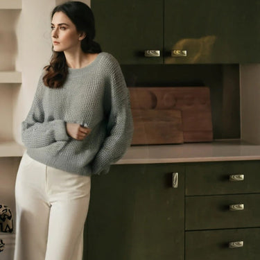 Hank Brass Drawer Handle