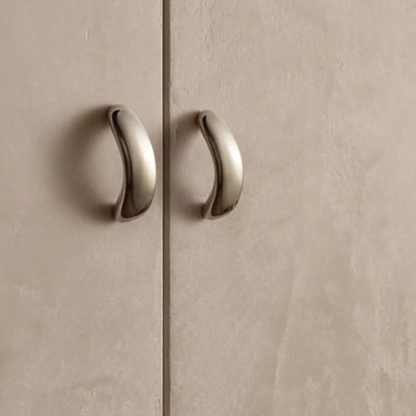 Hank Brass Drawer Handle