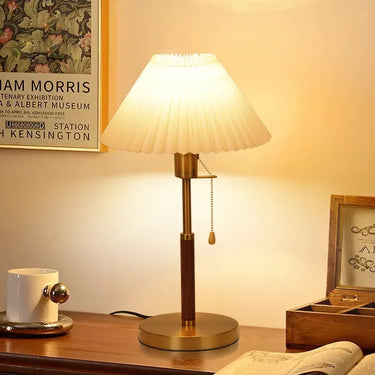 Williamsburg Table & Floor Lamp