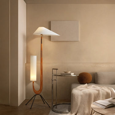 Varug Floor lamp