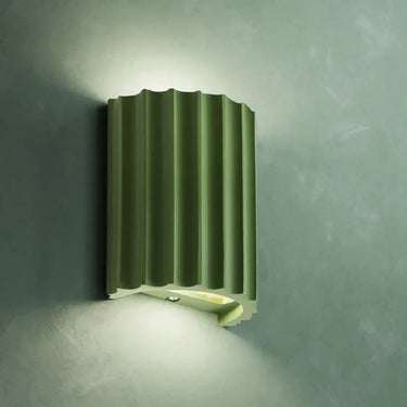 Lueur Wall Lamp