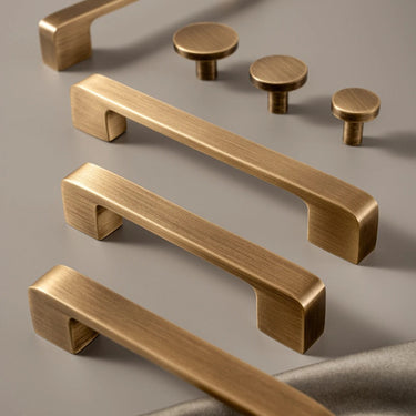 Lois Cabinet Handles
