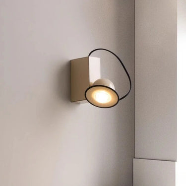 Yara Compact Magnetic Wall Lamp