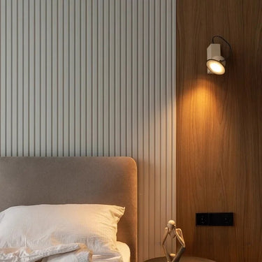 Yara Compact Magnetic Wall Lamp