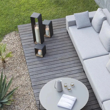 Reyna LED Outdoor Light