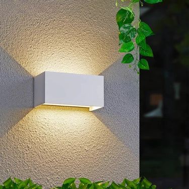 Aleia LED Wall Lamp