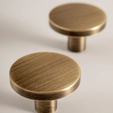 Lois Cabinet Handles
