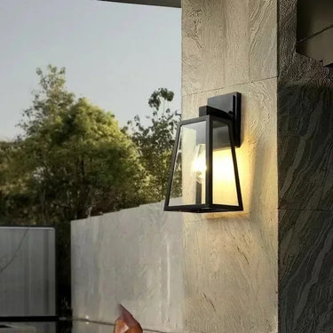 Nahomi Outdoor Wall Lamp