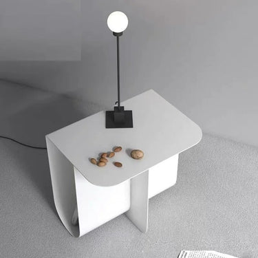 Viana Table